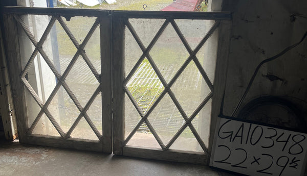 Clear Glass Window w/ Diamond Pattern GA10348