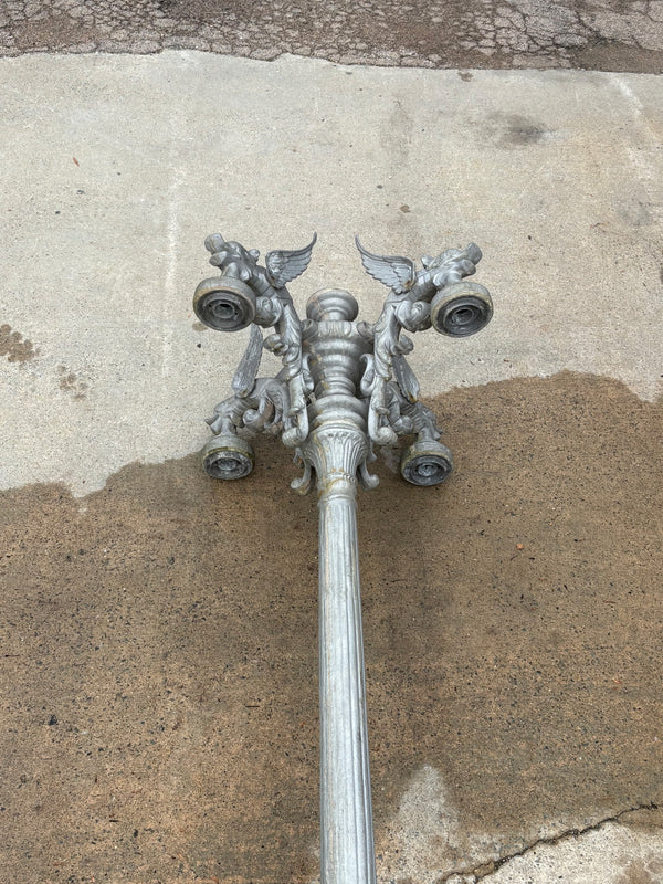 Cast Aluminum 5-Light Post w/ Griffin Arms GS6005