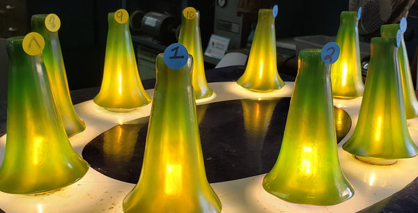 Set of 10 Lundberg Studios Art Glass 700G 5" Tall Green Lily Lamp Shades GA9561