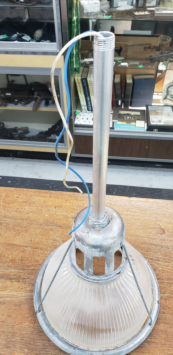 12" Round High Bay Industrial Halophane Light Fixture GA9541