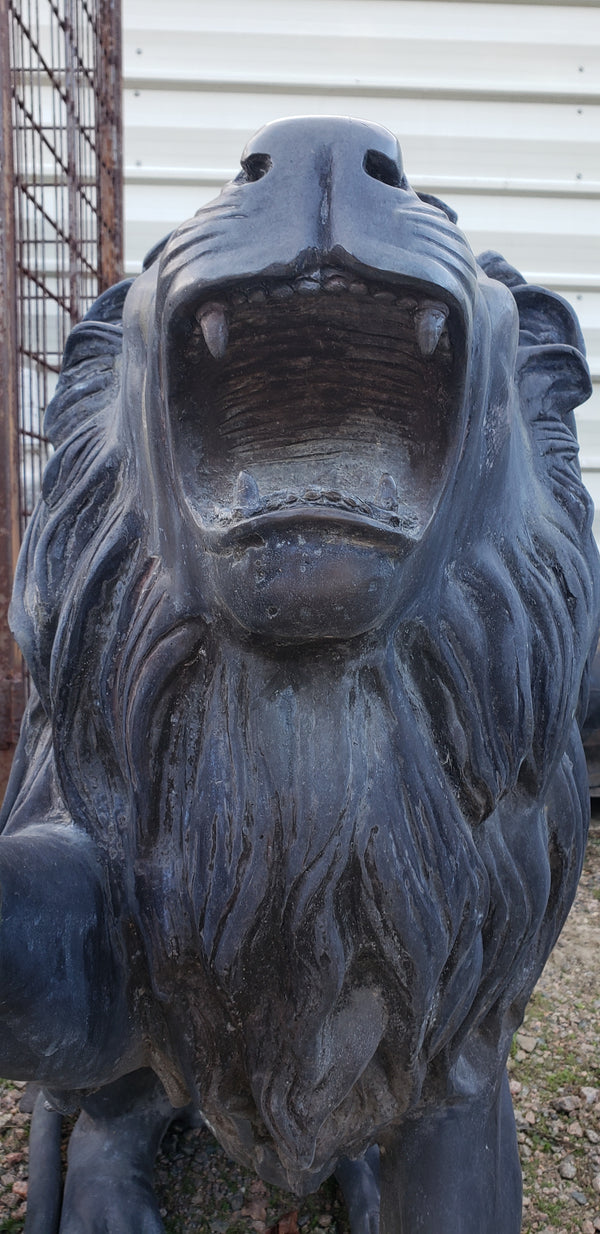 Free Standing Sculptured Cast Bronze Roaring Lion Statue GA9575