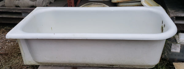 5 Foot Cast Iron Bath Tub with Right Side Drain 60" Long x 29" Wide GA9774