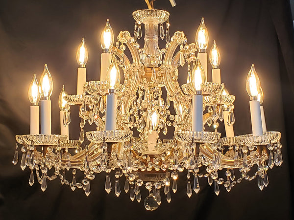 15 Light Chandelier with Faceted Crystal Prisms 29" x 33" GS00003