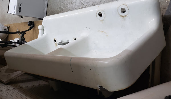 Cast Iron Double Bowl Sink w/ Porcelain Legs VERY RARE GS00519