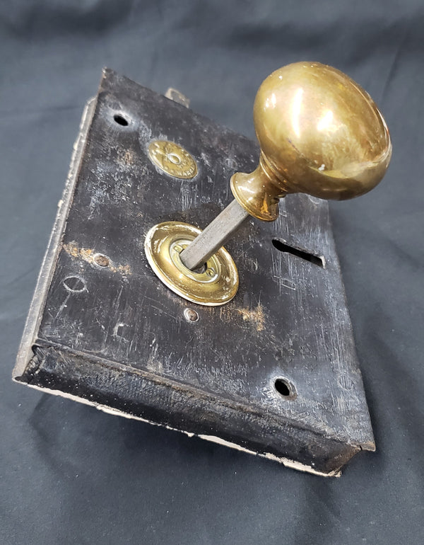 Carpenter #444 Rim Lock Set w/ Knobs Keeper & More 6" x 4 3/8" GS00143