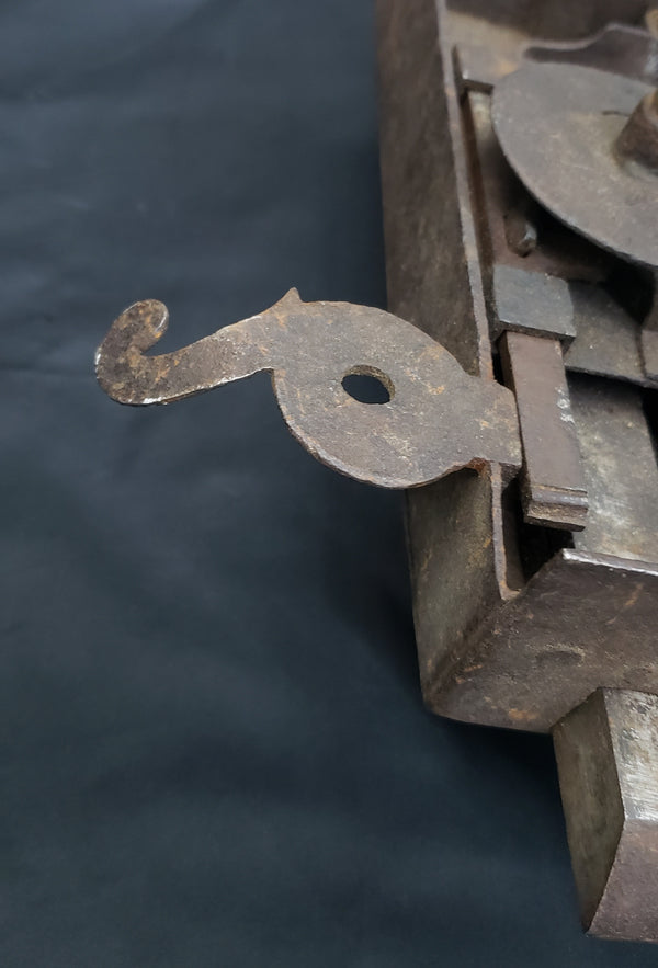1800's Large Ornate Primitive Cast Iron Rim Lock 10" x 5" GS00150