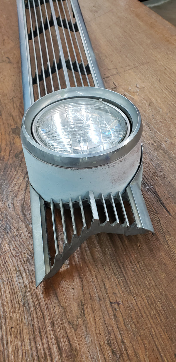 1962 Buick Lesabre Right & Left Front Grille Assembly & Lights GS00351