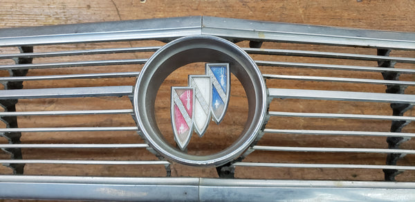 1962 Buick Lesabre Right & Left Front Grille Assembly & Lights GS00351