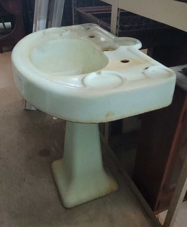 Vintage Pastel Green Cast Iron Pedestal Sink 30 1/2" T x 27" W x 21" D GS00518