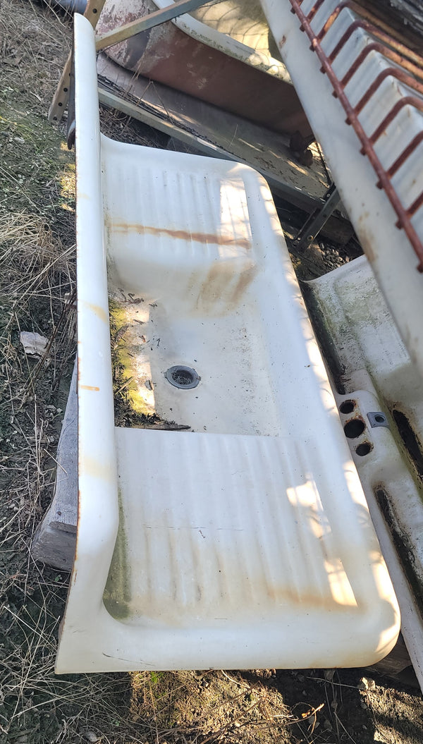 Cast Iron Farm Sink with Double Drain Boards & Tall Back Splash GS00566
