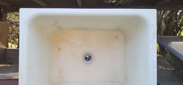 Deep Cast Iron Sink 14" T x  24" W x 20" Deep GS00570