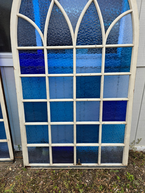 Blue Ripple Textured Glass Gothic Arch Window GAM0451