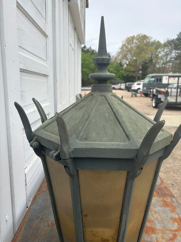 UVA Campus Single Cast Aluminum Lamp Post GS6003