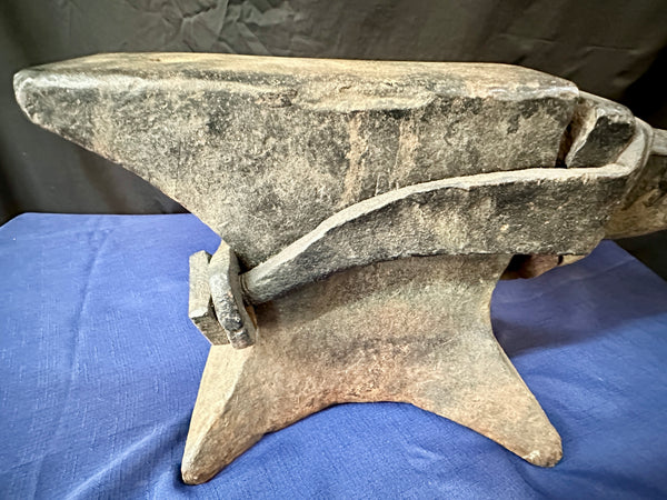 Early 19th Century Iron Anvil GA20444