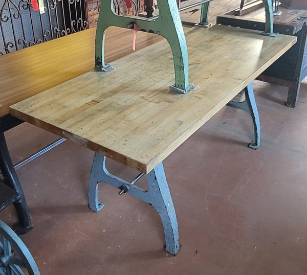 Custom Butcher Block Table Top w/ Industrial Cast Iron Legs 72" x 30" GS00837