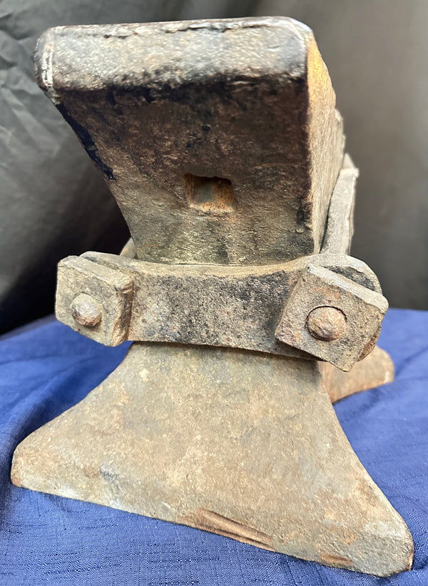 Early 19th Century Iron Anvil GA20444