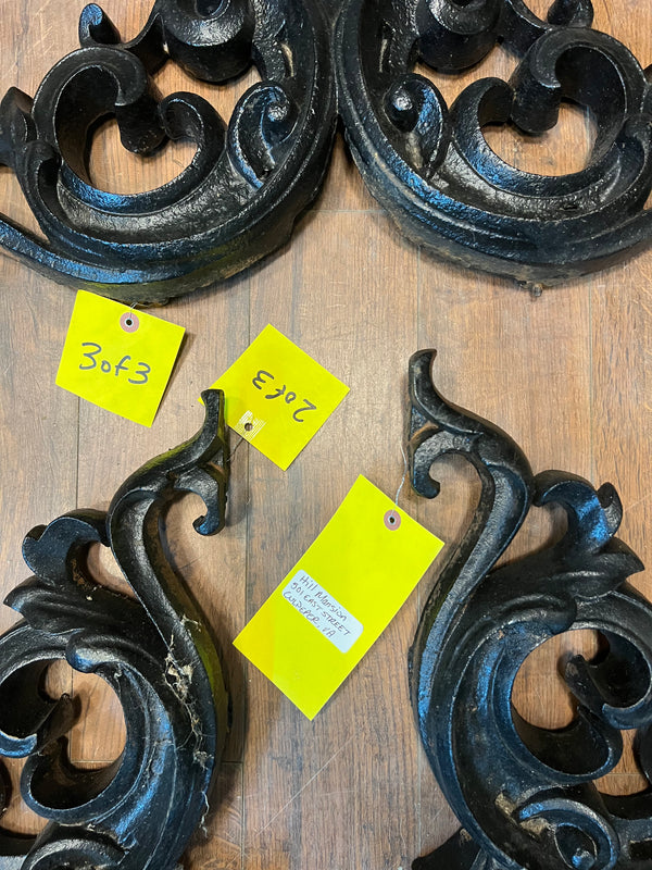 Historic 3 Piece Iron Gable Corner Roof Crest GA10141