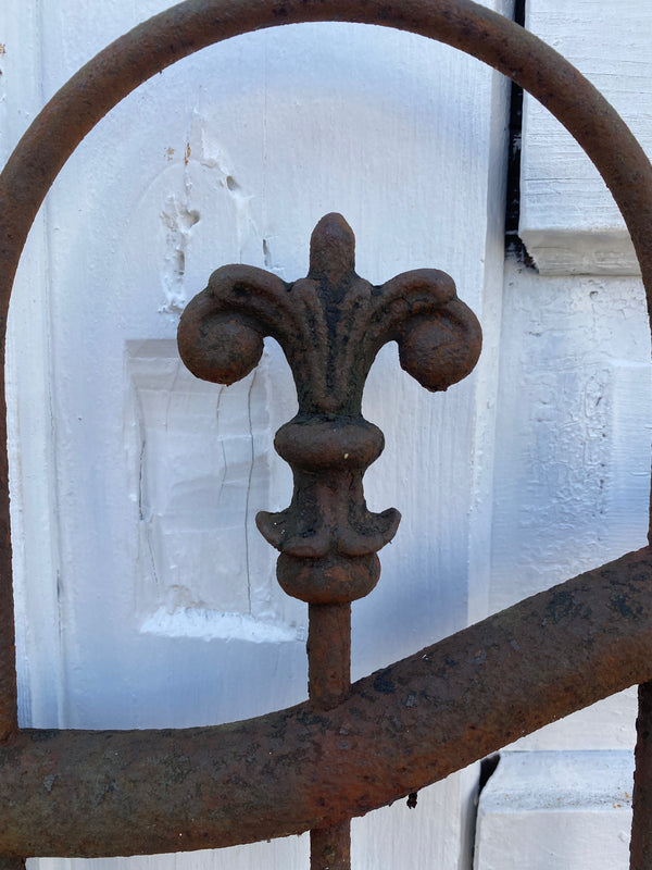 Antique Iron Gate GS20204 - 42" tall x 33 3/4" wide