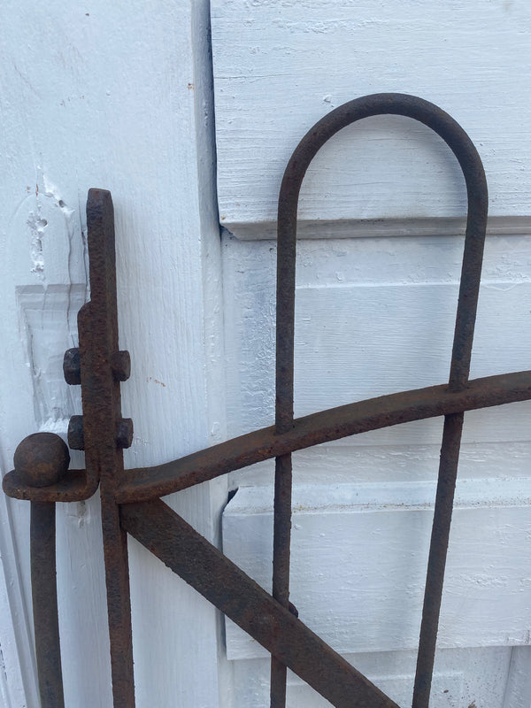 Antique Iron Gate GS20229 - 32" wide x 30 3/4" tall