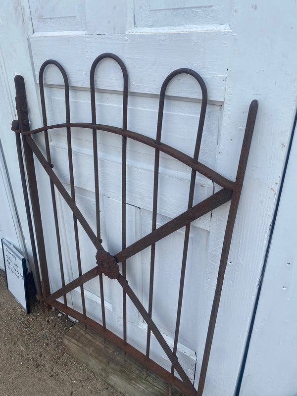 Antique Iron Gate GS20229 - 32" wide x 30 3/4" tall
