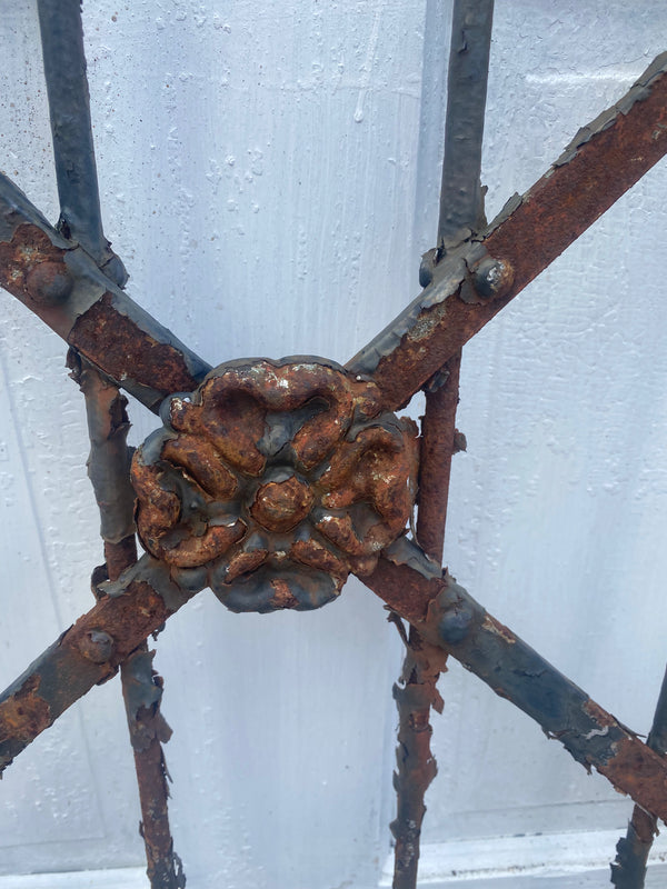 Antique Iron Gate GS20231 - 28 1/4" wide x 32 1/4" tall