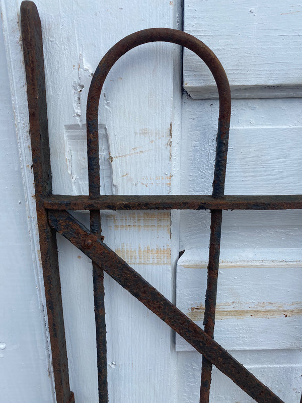 Antique Iron Gate GS20245 - 26" wide x 35 1/2" tall