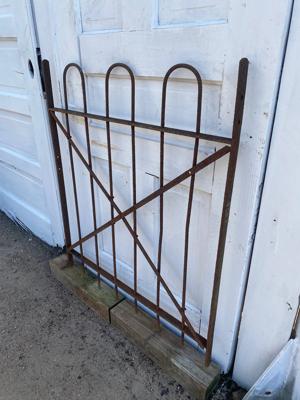 Antique Iron Gate GS20250 - 31 1/4" wide x 35 1/2" tall