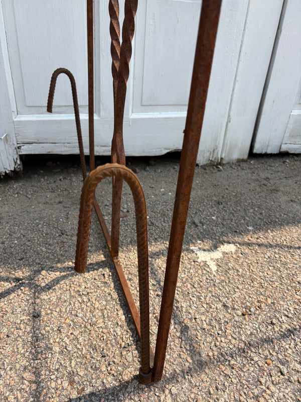 Iron Artisan Arbor w/ Stakes GS6036
