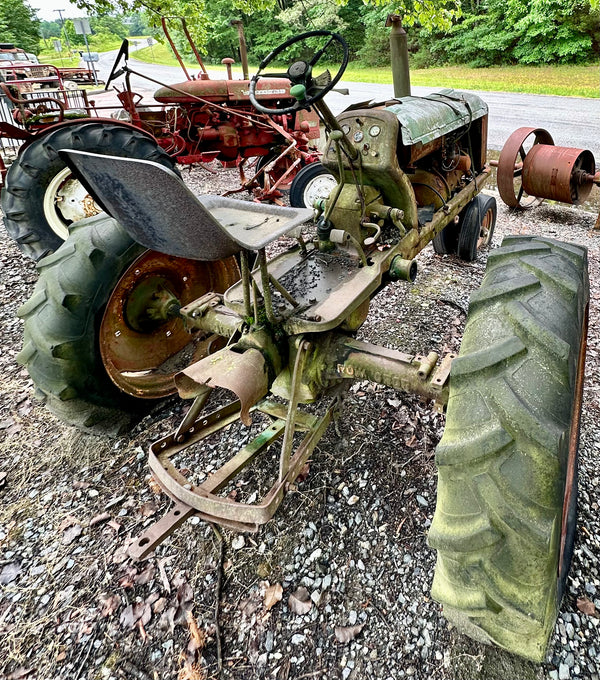 Antique Oliver Tractor - For Parts GA20130