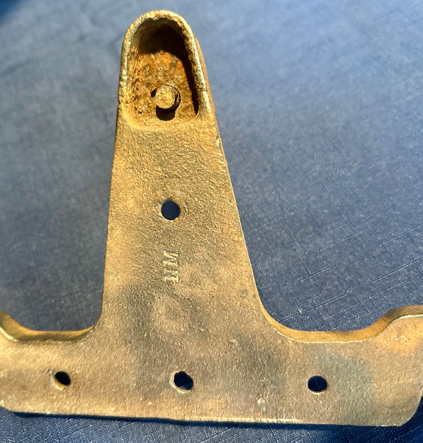 Vintage V-Shaped Sink Bracket GA20401