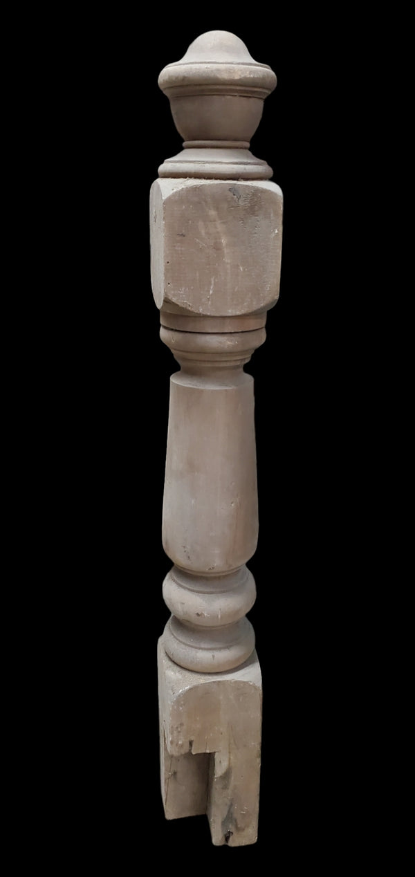 Turned Newel Post GAM0270