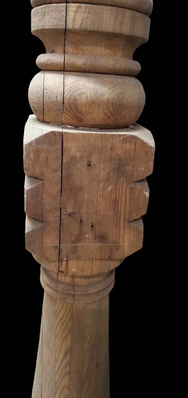 Solid Turned & Carved Oak Newel Post GAM0260