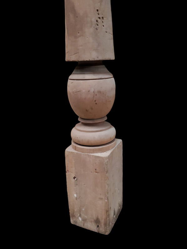 Newel Post GAM0220
