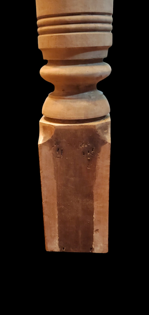Solid Turned Newel Post GAM0252