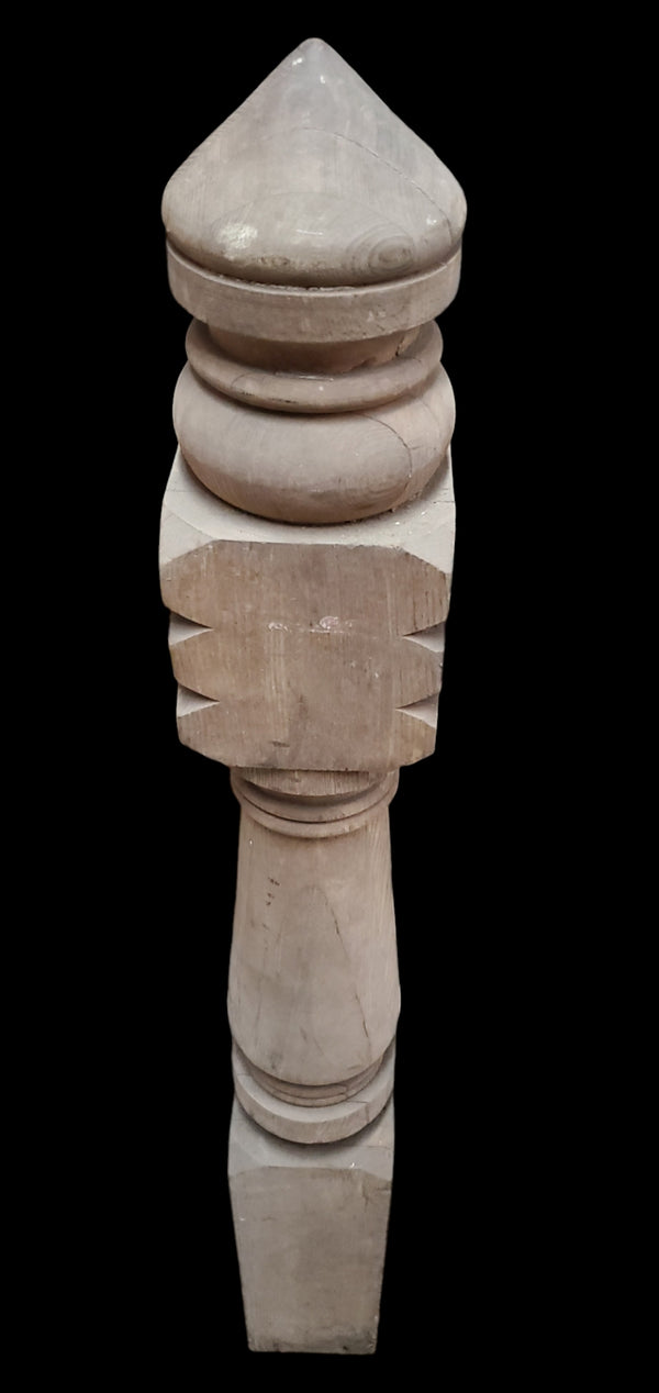 Solid Turned & Carved Oak Newel Post GAM0260