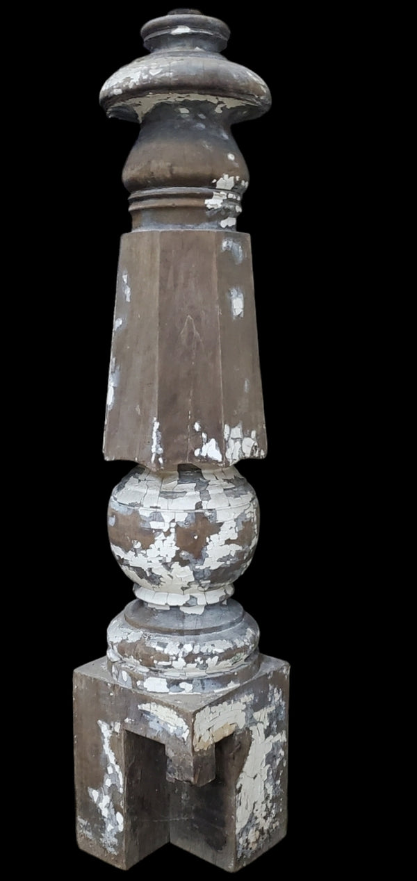Walnut Octogon Newel Post Gam0237
