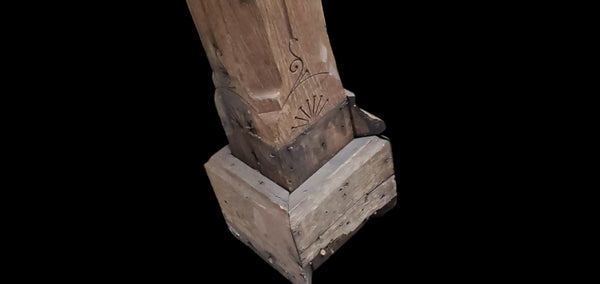 Gingerbread Newel Post GAM0262