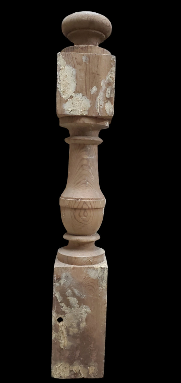 Turned Newel Post GAM0269