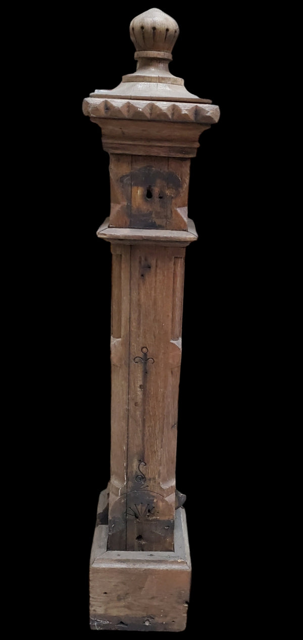 Gingerbread Newel Post GAM0262