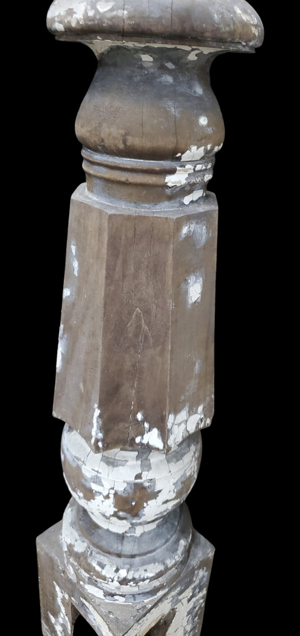 Walnut Octogon Newel Post Gam0237