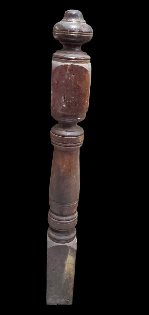 Turned Newel Post GAM0272