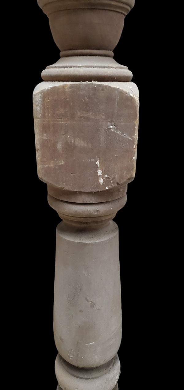 Turned Newel Post GAM0270