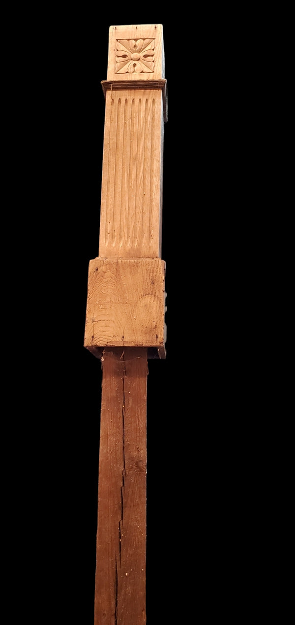 Pair of Newel Posts GAM0254
