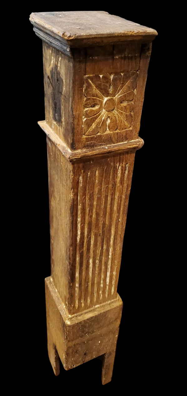 Pair of Newel Posts GAM0254