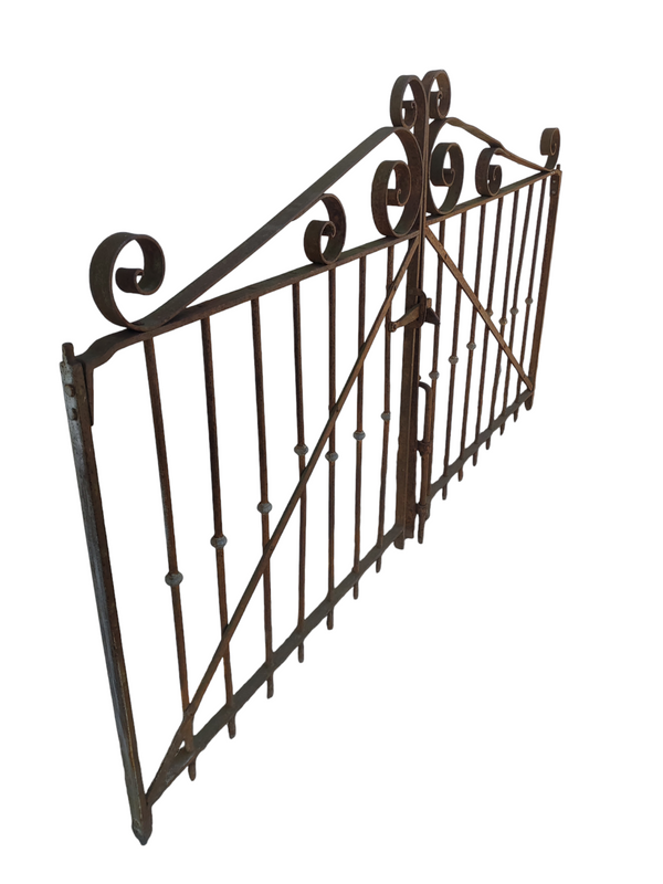 Double Gates *GAM0181