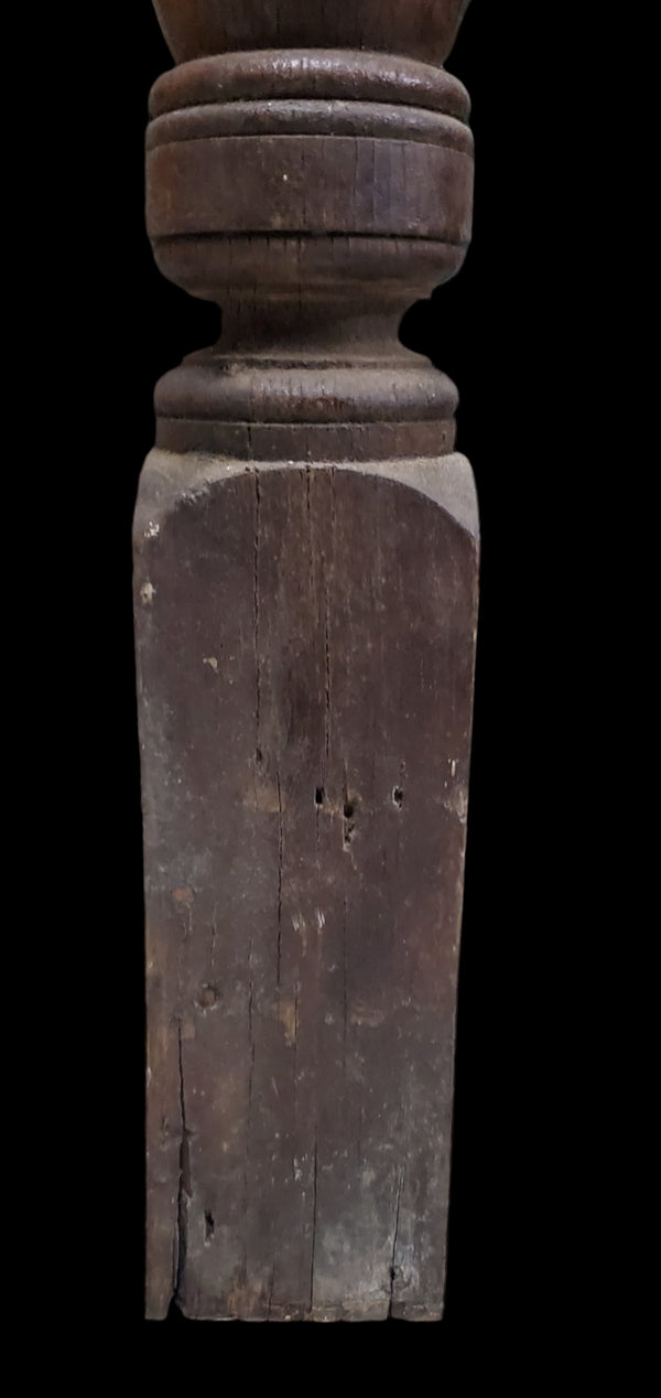 Turned Newel Post GAM0272