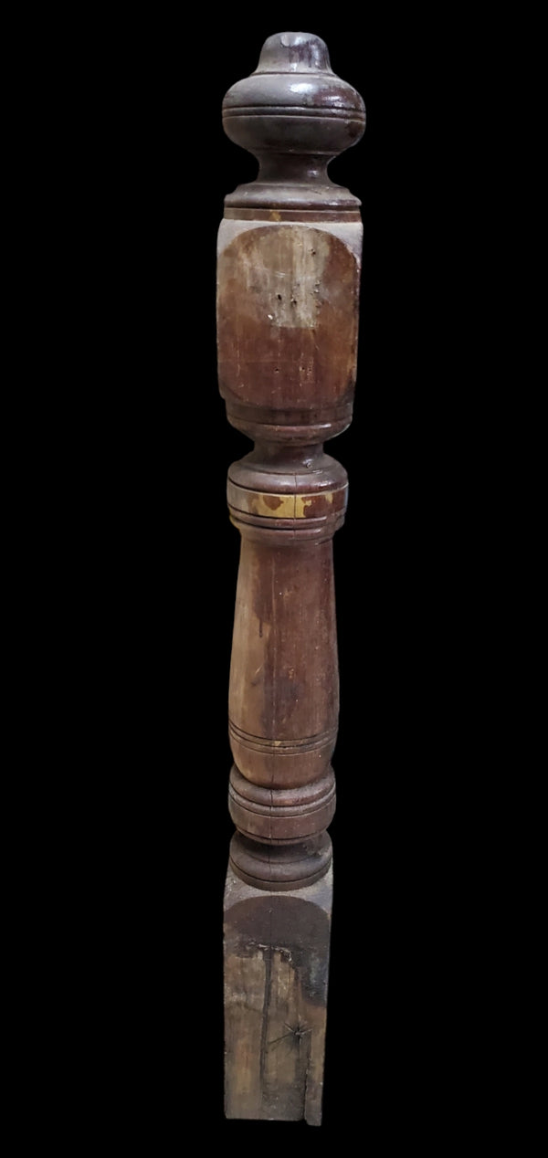 Turned Newel Post GAM0272