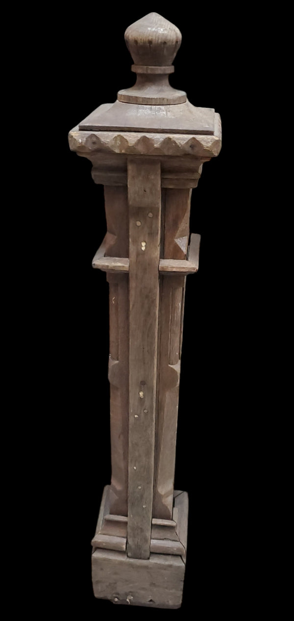 Gingerbread Newel Post GAM0262