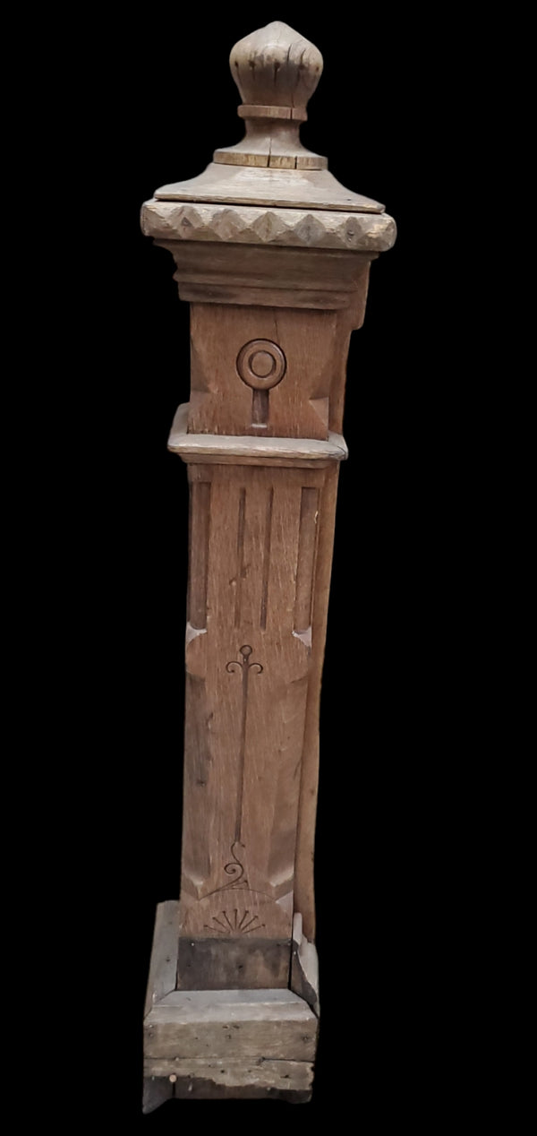 Gingerbread Newel Post GAM0262