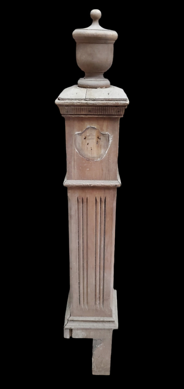 Newel Post GAM0275